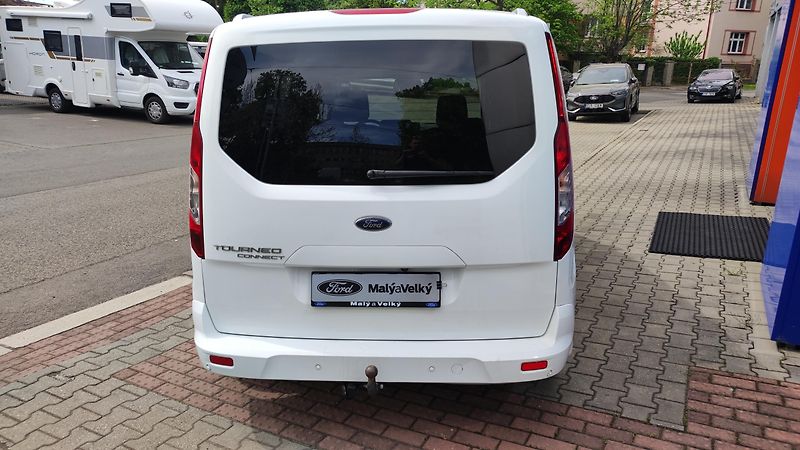Ford Tourneo Connect (2020) 1,5 EcoBlue 88kW CZ DPH - fotka 6 z 30