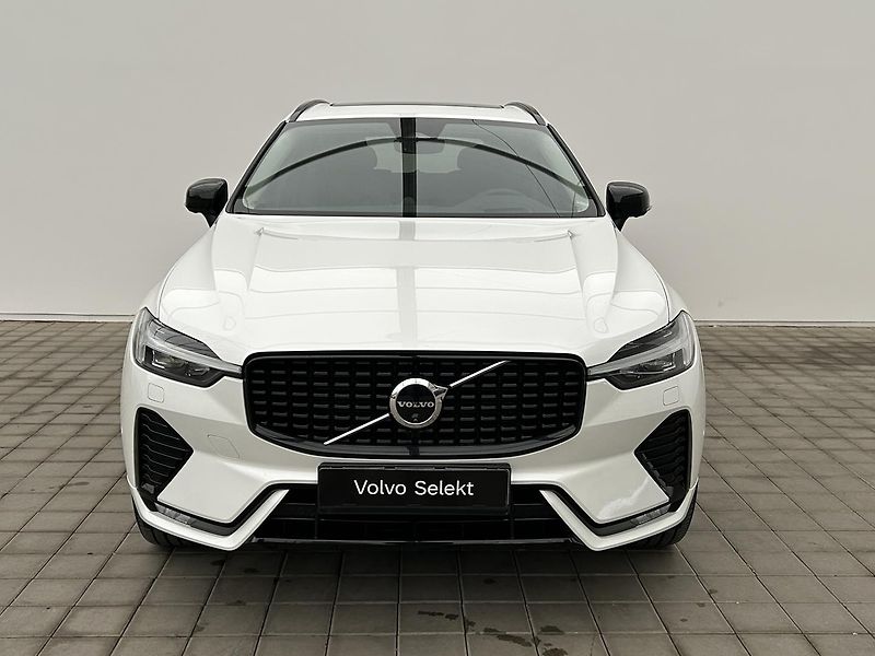 Volvo XC60 2.0  B4 4x4 ULTIMATE - fotka 8 z 34