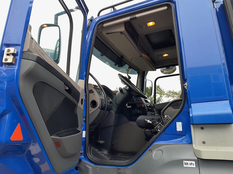 DAF CF 480 FAT 6x4 - fotka 23 z 44