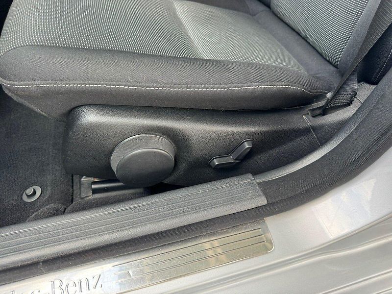 Mercedes-Benz Třídy C (2012) C 200 CDI kombi - fotka 11 z 47