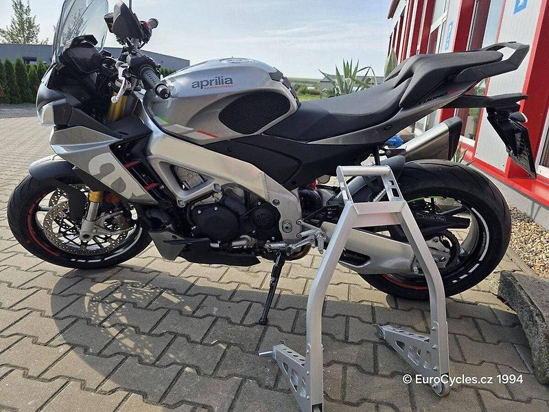 Aprilia Tuono V4 1100 RR (2025) - fotka 19 z 20