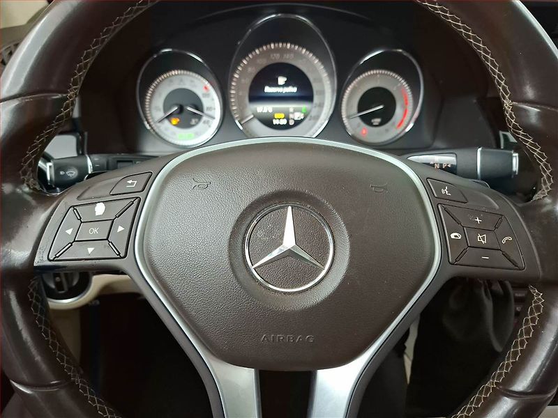 Mercedes-Benz GLK (2013) 350 CDI, 4X4, Automat - fotka 18 z 19