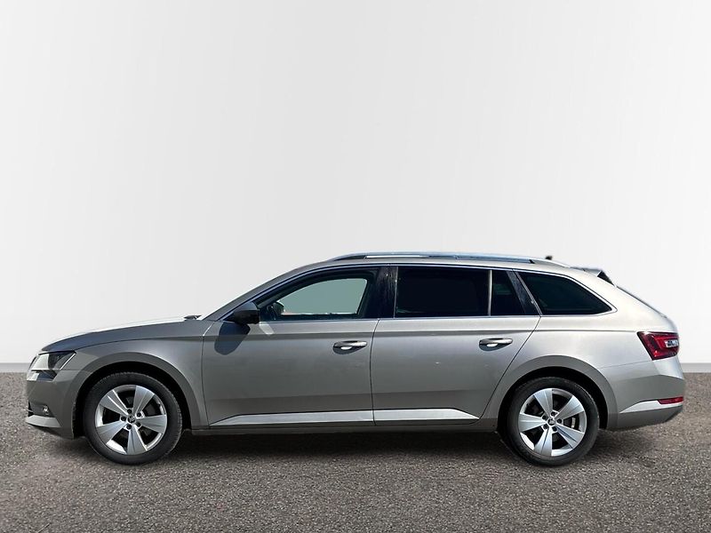 Škoda Superb STYLE - fotka 3 z 27