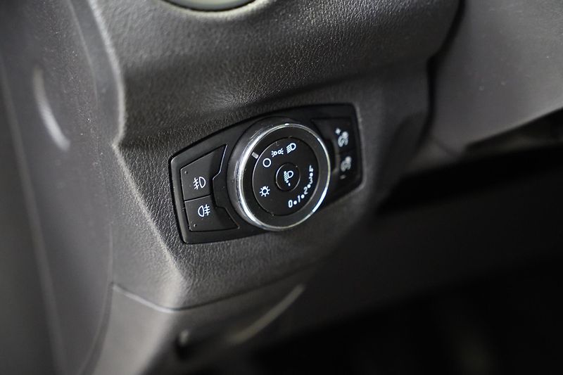 Ford Tourneo Courier - fotka 13 z 24