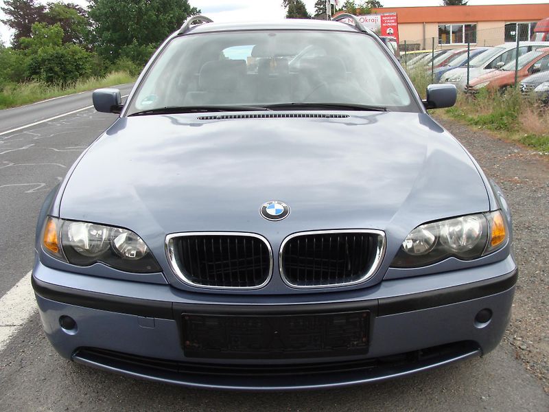 BMW Řada 3 318i, bez koroze - fotka 9 z 24