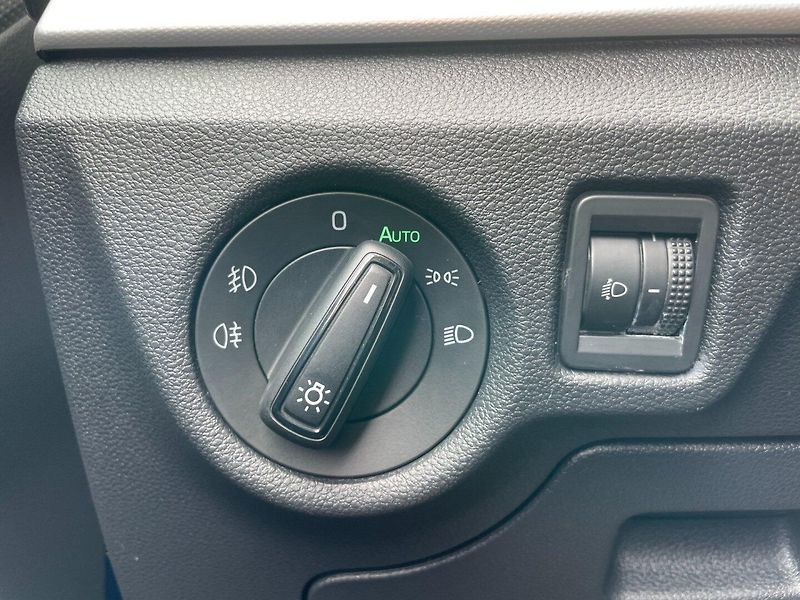 Škoda Scala (2020) 1.6TDi ČR! 1.maj.! Car Play - fotka 24 z 34