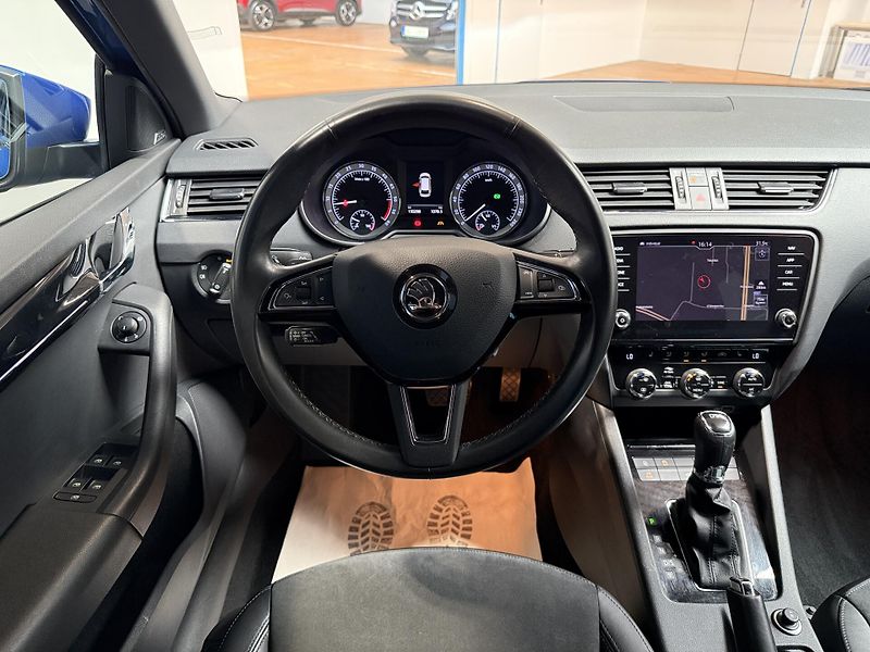 Škoda Octavia 2.0 TDI 110kW DSG L&K Combi - fotka 6 z 16