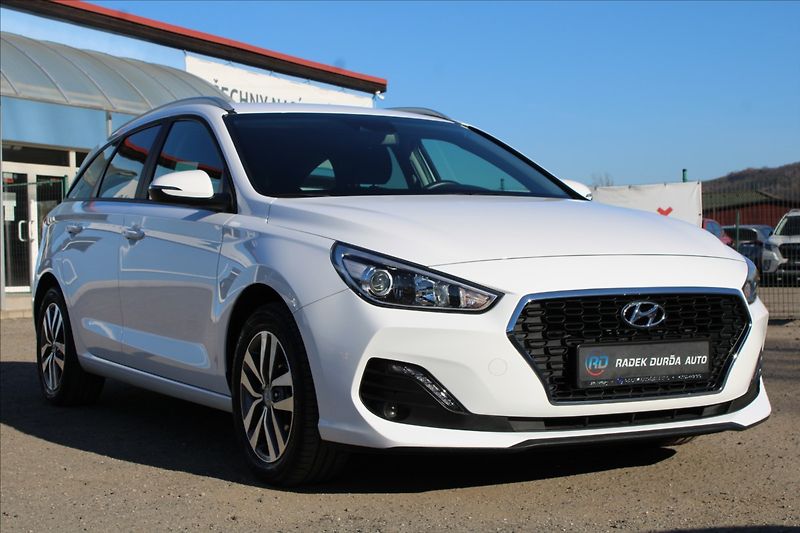 Hyundai i30 1,4 T-GDI  NOVÉ V ČR,1.MAJITEL - fotka 3 z 41