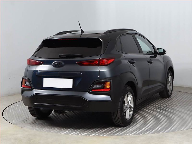 Hyundai Kona (2019) Style 1.0 T-GDI, Serv.kniha - fotka 5 z 14