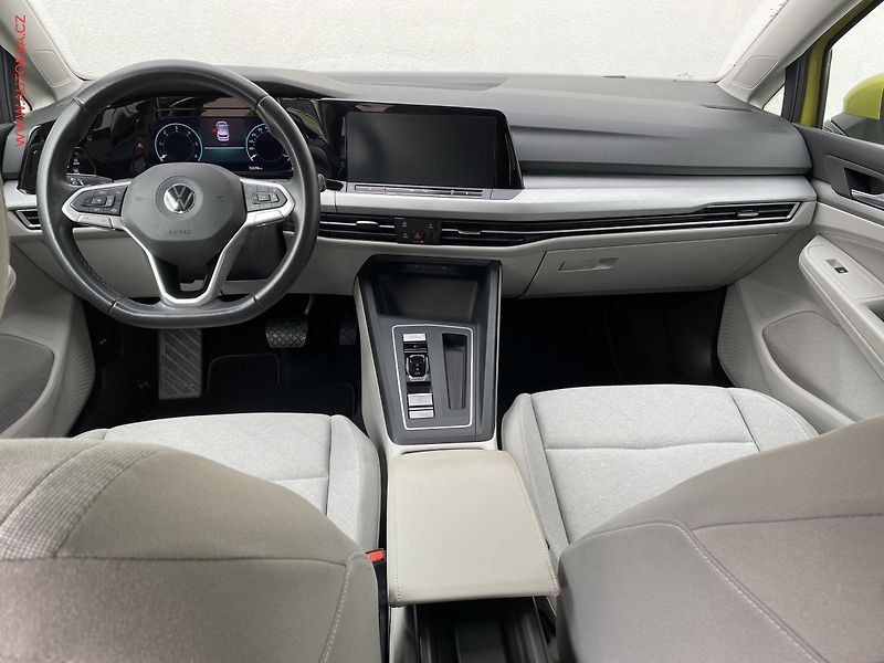 Volkswagen Golf (2020) 2.0 TDi, Life, DSG, šíbr - fotka 8 z 19