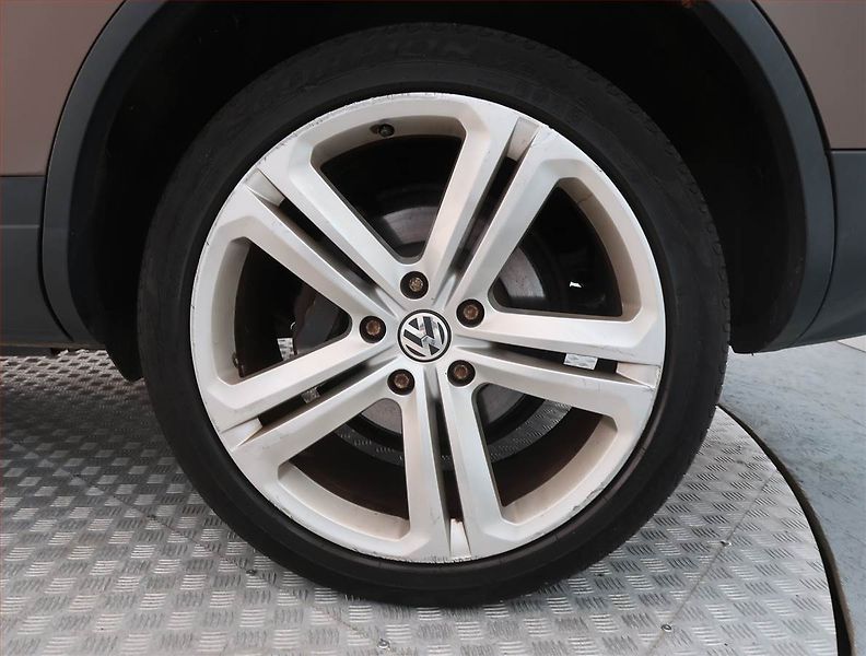 Volkswagen Touareg (2011) 3.0 TDI, 4X4, Automat - fotka 14 z 18