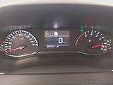 Peugeot 2008 (2020) Allure 1.2 PureTech, ČR,1.maj - náhled 11