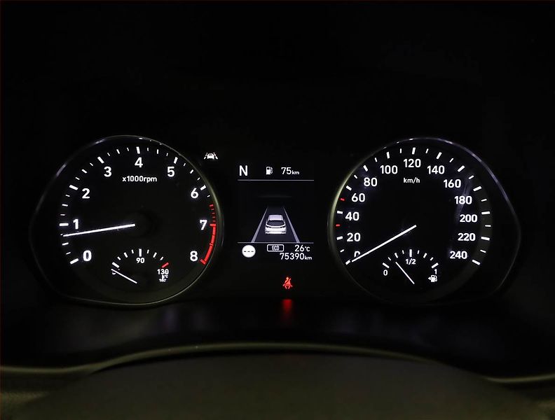 Hyundai i30 (2022) N-Line 1.5 T-GDI MHEV, ČR - fotka 9 z 20