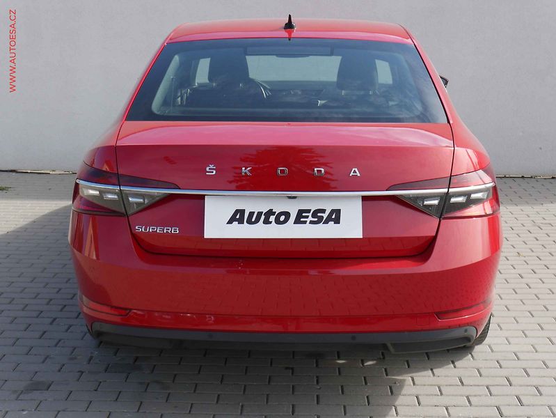 Škoda Superb (2022) 1.5 TSI, ČR, Style, LED - fotka 5 z 21