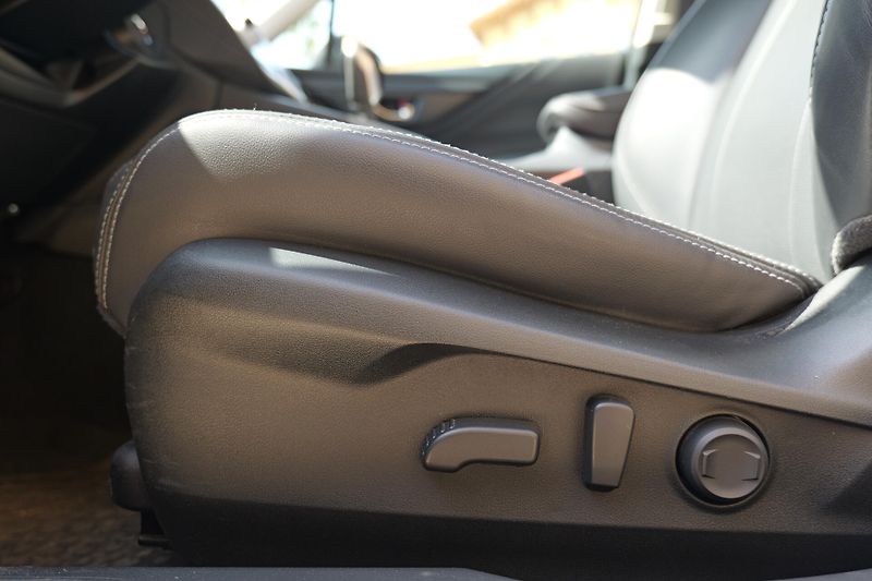 Subaru Outback 2.5i 4WD Comfort Skladem - fotka 10 z 34