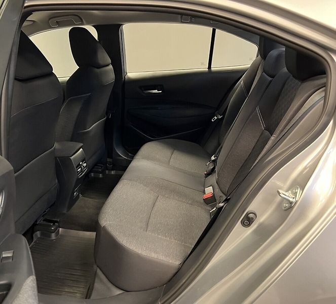 Toyota Corolla 1,5 COMFORT - fotka 10 z 16