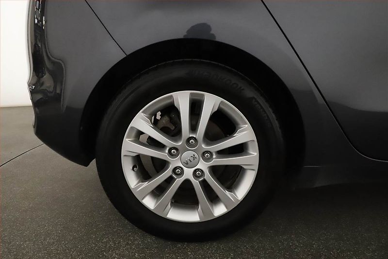 Kia Ceed (2014) 1.6 GDI, ČR,1.maj, Serv.kniha - fotka 11 z 14