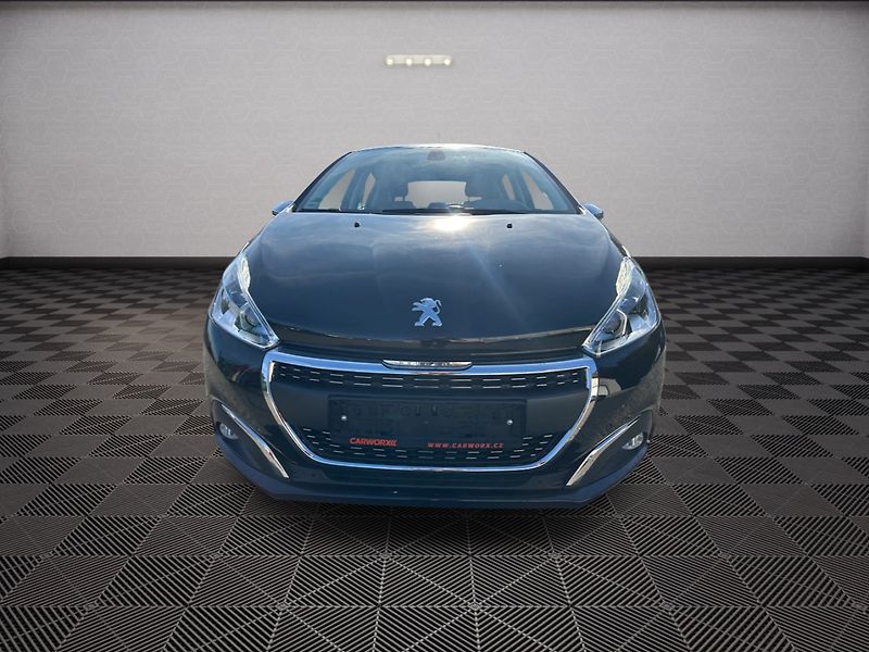 Peugeot 208 (2015) 1,2Turbo 81kw Style - fotka 2 z 25