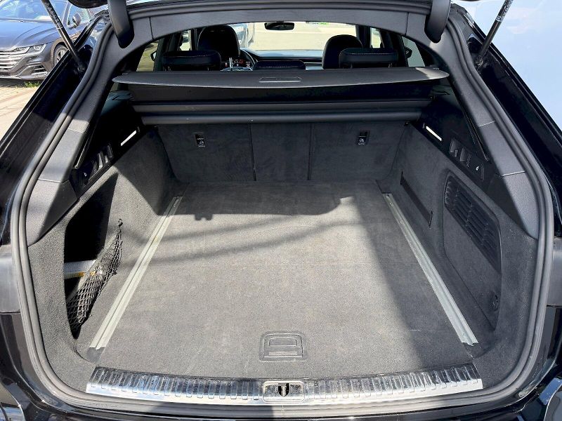 Audi S6 (2021) Avant 3.0 TDI 253kW Quattro - fotka 34 z 35