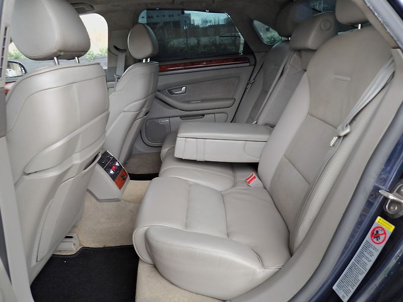 Audi A8 4.0TDI V8 Exclusive ČR - fotka 22 z 32