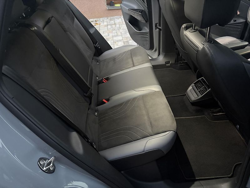 Volkswagen ID.5 (2022) PRO 77kwh, SOH 96%, el. kufr - fotka 11 z 13