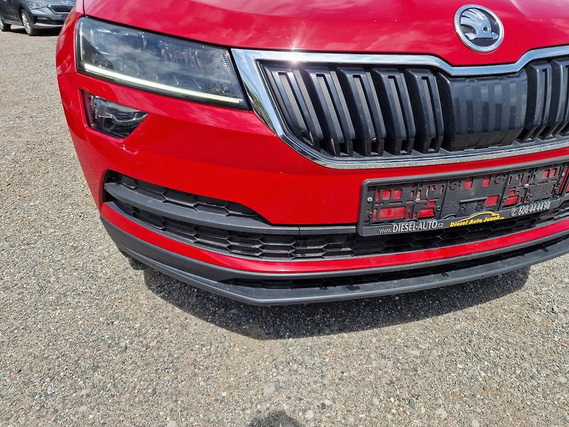 Škoda Karoq 1,6TDI STYLE NAVI WEBASTO - fotka 17 z 18