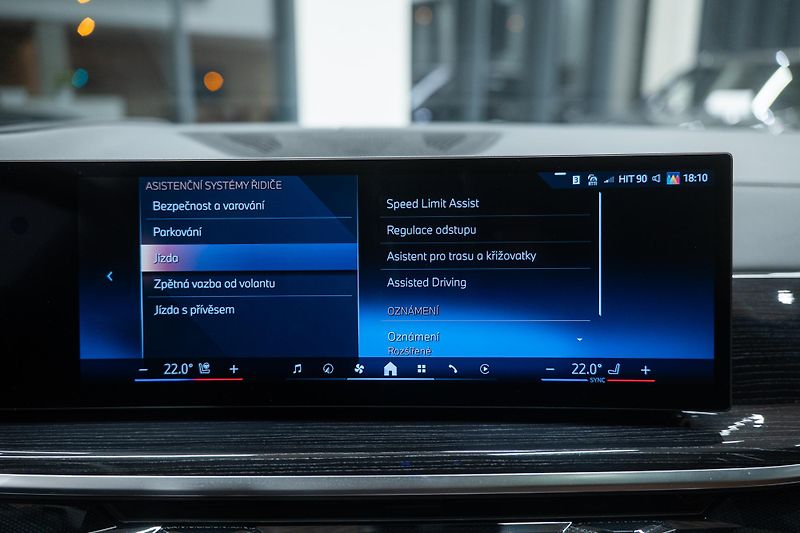 BMW X7 (2024) 40d M-SPORT MASÁŽ NEZÁVISLÉ TZ - fotka 61 z 67