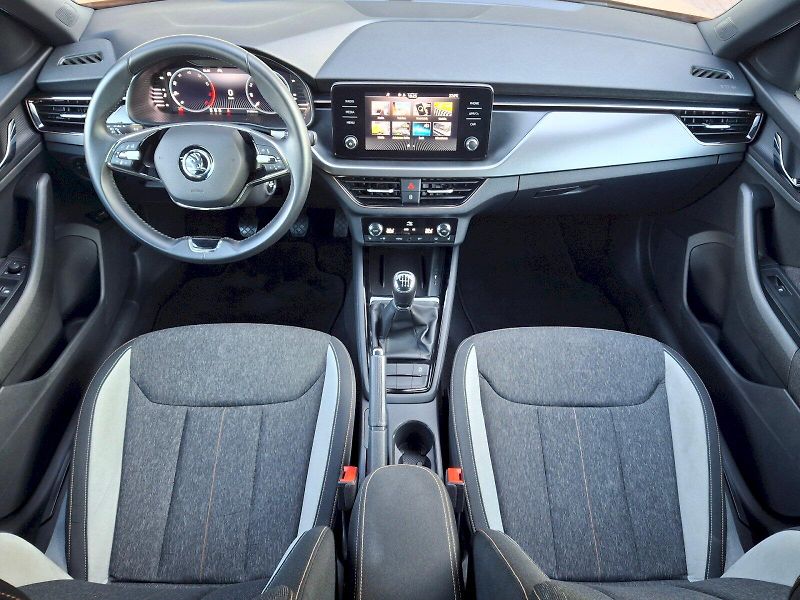 Škoda Kamiq (2023) Style 1,0TSi 81kW - fotka 5 z 34