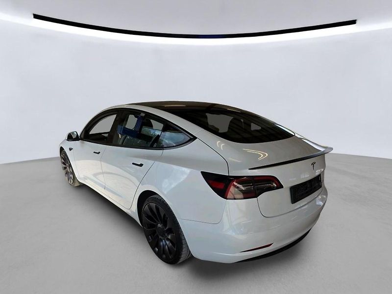 Tesla Model 3 PERFORMANCE 393kw SOH 95,0% - fotka 3 z 11