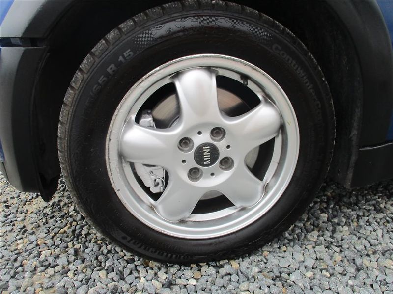 Mini Cooper 1,6 16V, automat,klima,s.kn, - fotka 36 z 45