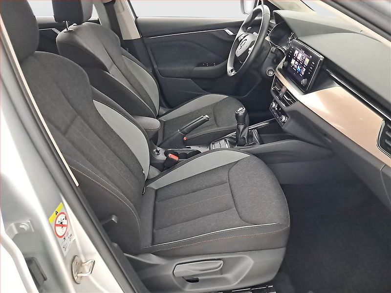 Škoda Scala (2022) Style 1.5 TSI, ČR,1.maj - fotka 9 z 18