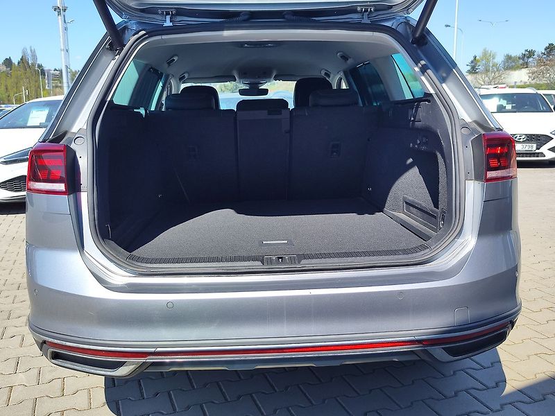 Volkswagen Passat 2.0 TDi/147 Alltrack DSG ČR - fotka 9 z 37