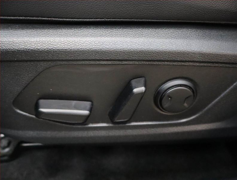 Kia Sportage (2023) 1.6 T-GDI MHEV - fotka 25 z 26
