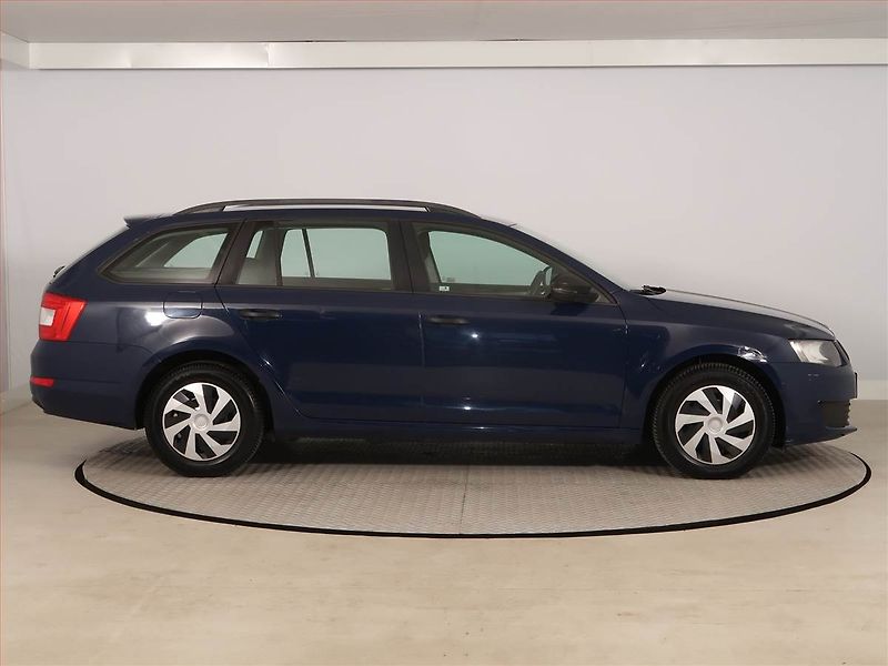 Škoda Octavia (2013) 1.6 TDI - fotka 6 z 15