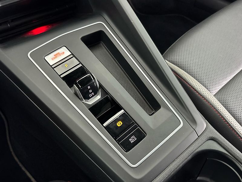Volkswagen Golf GTI Clubsport - fotka 25 z 30