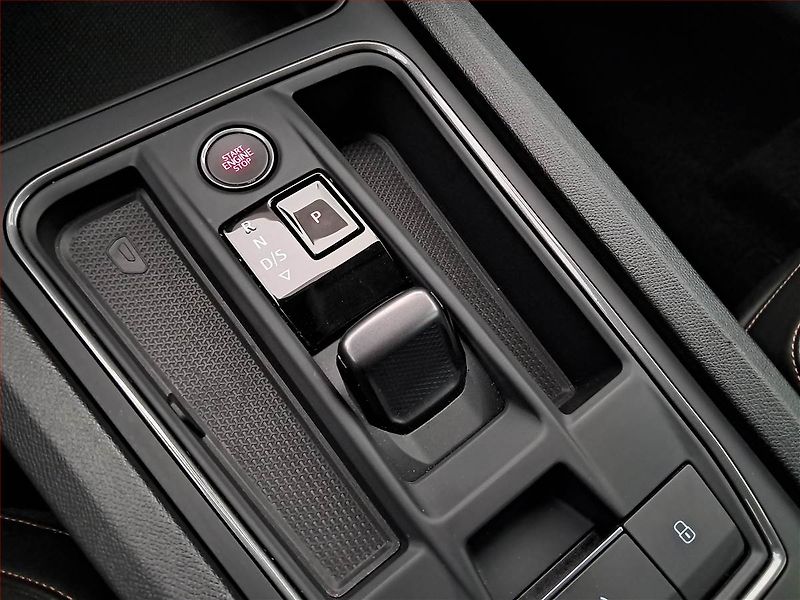 Cupra Formentor (2024) 2.0 TSI 4Drive - fotka 13 z 21