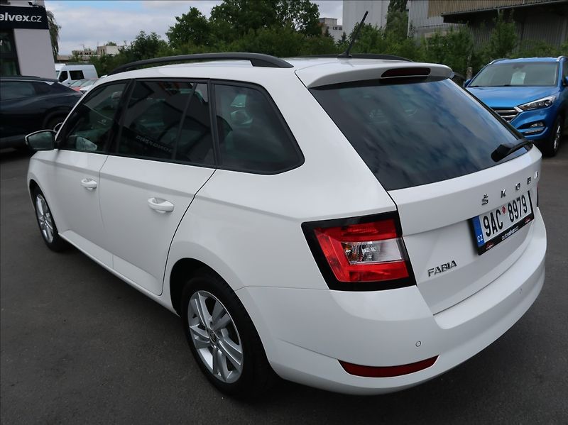Škoda Fabia 1,0 TSi,70kW,1majČR,serv.k,DPH - fotka 4 z 28