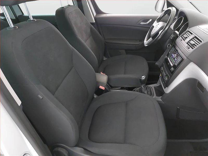 Škoda Yeti (2015) Ambition 2.0 TDI, Serv.kniha - fotka 7 z 13