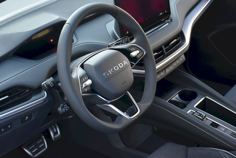 Škoda Elroq (2026) Sportline 85 - fotka 14 z 48