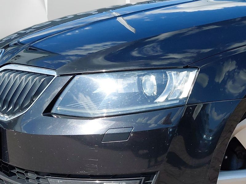 Škoda Octavia (2016) 2,0TDi 110 kW STYLE DSG - fotka 9 z 25