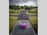 Rolls-Royce Dawn Fuxia.