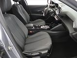 Peugeot 2008 (2022) Allure 1.2 PureTech, Automat - náhled 9