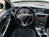 Volvo V60 2.4D5 MANUÁL TAŽNÉ SERVISKA - náhled 25