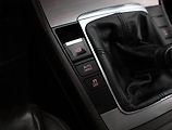 Volkswagen Passat (2014) 2.0 TDI, Navi, Tempomat - náhled 13