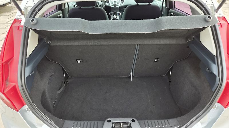 Ford Fiesta 1.25i KLIMA po servisu - fotka 12 z 13