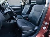 Mitsubishi Outlander 2.2D 4x4 7MÍST KAMERA SERVISKA - náhled 29