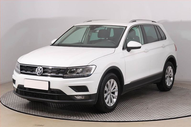 Volkswagen Tiguan (2018) Comfortline 1.4 TSI, ČR,1.maj - fotka 2 z 19