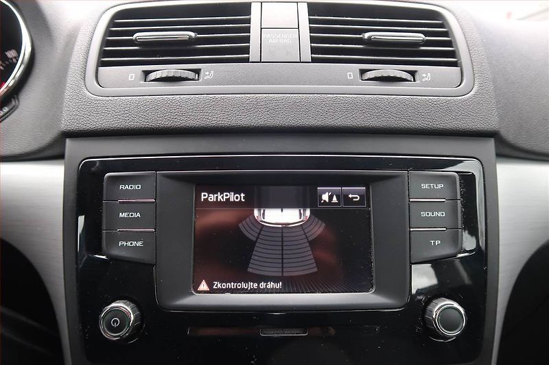 Škoda Yeti (2016) 1.4 TSI, Automat, Tempomat - fotka 17 z 17
