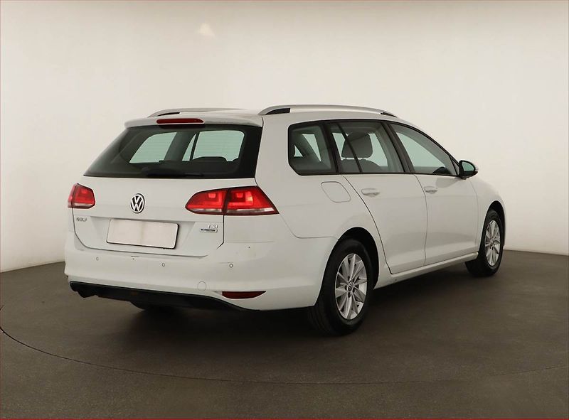 Volkswagen Golf (2014) 1.2 TSI, Serv.kniha, Tempomat - fotka 5 z 13