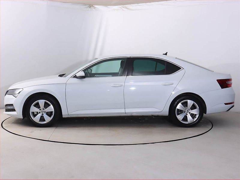 Škoda Superb (2021) Business Plus iV 1.4 TSI PHEV - fotka 3 z 25